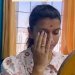 Sridevi Ashok Instagram - வேலை சரியா செஞ்சா மரியாதை தானா வரப்போகுது ☺️🥰 Be very professional because it will get you a lot further. You have to treat people with the same respect whether they’re signing your checks or cleaning up after you. 🫶❤️ Be positive and spread positivity ❤️ Happy Weekend 🥰❤️