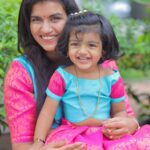 Sridevi Ashok Instagram – May the divine blessings of Durga Ma bring happiness and success to your life. May this auspicious festival bring light, happiness, and prosperity into your life. Happy Vijayadashami 🫶❤️🙏

Mom & Daughter combo dress : @io__fashion 
Photo : @ashok_chintala
