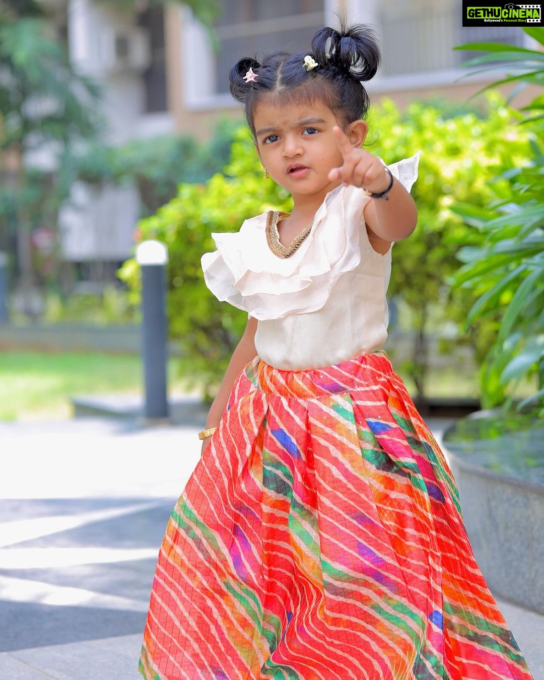 Sridevi Ashok Instagram - โฅ๏ธ๐ฉท๐งก๐๐๐ค๐คโค๏ธ Dress from : @minibee.outfits