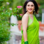 Sridevi Vijaykumar Instagram – Go Green 💚💚💚
Happy sunday😊
.
.
.
.
Outfit:@gummadidalashashi.label 
Jewellery:@the_jewel_gallery 
📸@paulino_pictures 

#zeetelugu #dramajuniors #dj6 #tonight
#kidsshow #sunday #dontmissit #talentshow #happyday #happysunday #live #love #laugh #myjob #loveit #dressup #saree #sareelove #indian #green #happycolor #favorite #color #gogreen #goodday