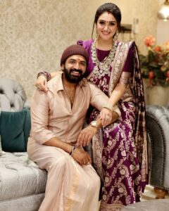 Sridevi Vijaykumar Instagram - Happy Rakshabandhan❤️🤗 
Love you Anna😘
@arunvijayno1
.
.
.
#rakhi #rakshabandhan #brother #brotherslove #bonding #love #family #mybrother #strong #alwaystogether 🧿