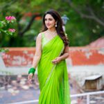 Sridevi Vijaykumar Instagram – Go Green 💚💚💚
Happy sunday😊
.
.
.
.
Outfit:@gummadidalashashi.label 
Jewellery:@the_jewel_gallery 
📸@paulino_pictures 

#zeetelugu #dramajuniors #dj6 #tonight
#kidsshow #sunday #dontmissit #talentshow #happyday #happysunday #live #love #laugh #myjob #loveit #dressup #saree #sareelove #indian #green #happycolor #favorite #color #gogreen #goodday