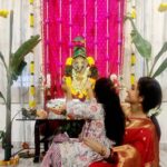 Sridevi Vijaykumar Instagram - May lord ganapathi always be by your side in every step of your life. Happy ganesh chathurthi 🙏 #ganeshchaturthi #vinayakachavithi #ganesha#ganapatibappamorya #ganapati #festival #ganeshfestival #happyvinayagarchathurthi🙏 #lordganesha 🙏