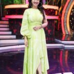 Sridevi Vijaykumar Instagram - Start your day with happiness and gratitude 😊 . . . #happyquotes #positivethoughts #startyourday #smile #morning #morningvibes #greatweek #lookingforward #goodday #happy #love #enjoythemoment #instafam #vijaytv #startmusic #vijaytelevision #sridevi #sridevivijaykumar