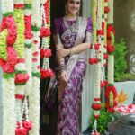 Sridevi Vijaykumar Instagram - Six yards of pure grace ❤️ . . . . Saree:@she_fashionzoffl Jewellery:@lotus_silver_jewellery @antiquelotuss_official Hair: @artistrybyfathi Flowers:@efflorescence_bridal_flowers Photography:@jaikumar_vairavan #sareesofinstagram #saree #sareelove #loveforsaree #traditionalwear #festive #benaras #benarasi #silksaree #jewellery #beauty #indianwear #indianstyles #sareestyle #instafeed #instaquotes #instagram #photography #function #family