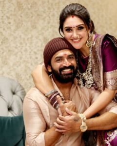 Sridevi Vijaykumar Instagram - Happy Rakshabandhan❤️🤗 
Love you Anna😘
@arunvijayno1
.
.
.
#rakhi #rakshabandhan #brother #brotherslove #bonding #love #family #mybrother #strong #alwaystogether 🧿