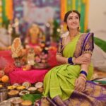 Sridevi Vijaykumar Instagram – Varalakshmi vratham🙏😇

#varalakshmivratham #varalakshmipooja 
#godbless #amman #myamman #prayers #blessings #tradition #poojatime #godblessall #dressedup #function #lakshmipooja #lakshmi #varalakshmidecor #poojadecor 

Decor:@sdcevents.in 
Saree:@omsai_pattusarees