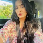 Srishti Jain Instagram – It costs nothing to be kind! 
.
.
.
.
.
.
.
.
.
.
.
.
.
.
.
.
.
.
#newpost #selfie #carfie #instagood #instagram #instalike #instamood #postoftheday #explorepage #bindi #traditional #indianwear #dewymakeup Mumbai, Maharashtra