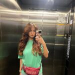 Srishti Jain Instagram - Queen Bee energy! 👑 . . . . . . . . . . . . . . #hairstyles #blowout #liftselfie #tomboy #newpost #postoftheday #instagood #instagram #instalike #instadaily #explore #explorepage #casuallook #liftfie #denim #oversizedshirt #coach Mumbai, Maharashtra