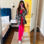 Srishti Jain Instagram - Swipe to see the whole fit! Throwback to Baku . . . . . . . . . . . . . . #winterfit #baku #azerbaijan #travelfit #pinkandblackaesthetic #makeuplook #softglam #glossy #instagood #instagram #instalike #explorepage #throwbackthursday #newpost Baku, Azerbaijan