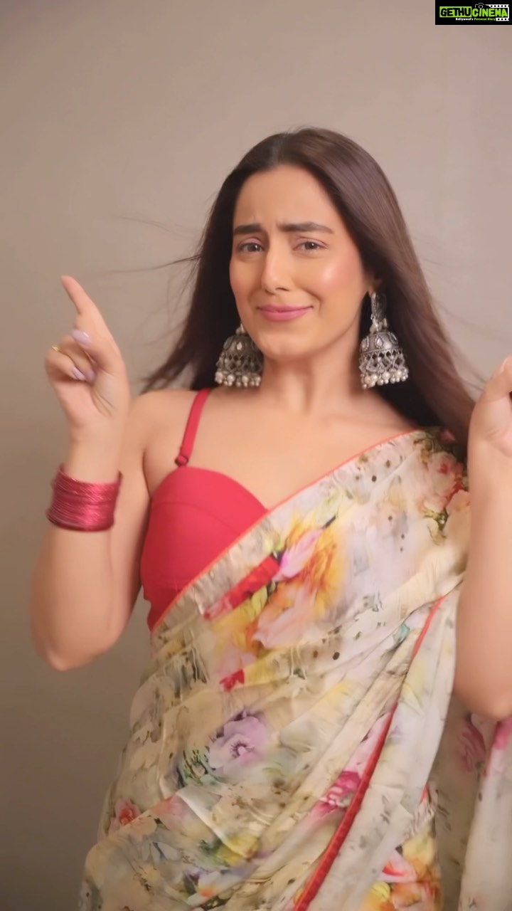 Srishty Rode - 85.1K Likes - What Jhumka? 😜
.
.
Shot by @deepak_das_photography
