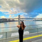 Srishty Rode Instagram - 🇺🇸🖤 Pier 17, New York City