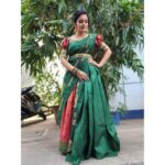Srithika Instagram – Elegance is when the inside is as beautiful as the outside❤️
.
Costume @w2m_boutique 
Saree draping @sajr.6881
.
#attire #comfort #comfy #beautiful #colour #green #orange #traditional #traditionalwear #dolledup