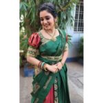 Srithika Instagram – Elegance is when the inside is as beautiful as the outside❤️
.
Costume @w2m_boutique 
Saree draping @sajr.6881
.
#attire #comfort #comfy #beautiful #colour #green #orange #traditional #traditionalwear #dolledup