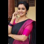 Srithika Instagram – I will stop wearing BLACK when they make a darker color🖤🖤🖤
.
Saree @varshini_sareez 
Bangles @varnudais 
Earring @kabijewellery 
.
#black #blackpink #blackcolor #saree #traditional #traditionalwear #happiness #attire
