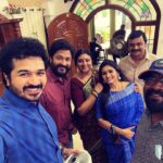 Srithika Instagram – “If I have seen further, it is by standing on the shoulders of giants.” 

– Isaac Newton

#magarasi #behindthescenes #throwback #mondaytosaturday #11am #suntv #sunnxt #dontmissout #thankyou #foryoursupport #loveyouall