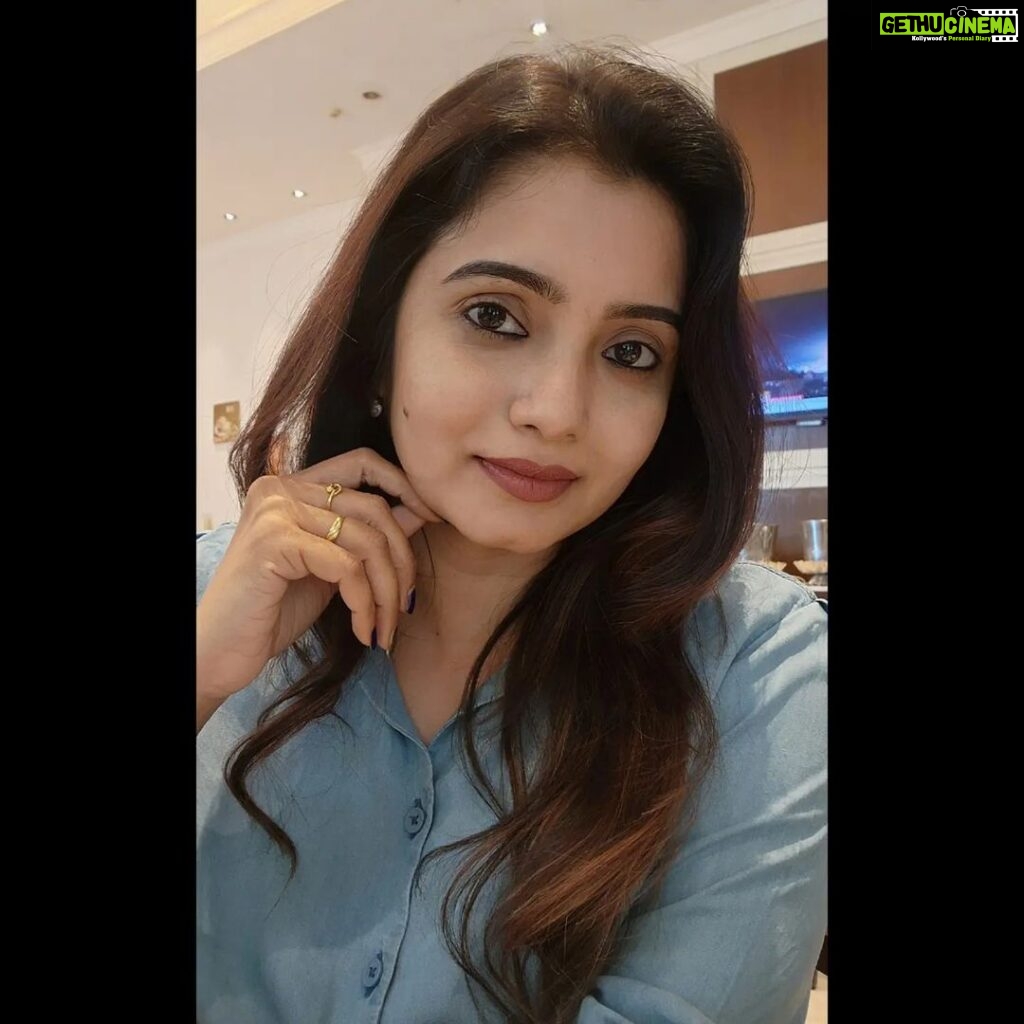 Srithika Instagram - Beauty is not in the face, beauty is a light on the heart💙💙💙 . #beauty #pic #today #happy #lovely Chennai, India