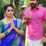 Srithika Instagram – 90s Kids 🤩👍🏻 Kovilukku poradhe sight adikkathaan 😁🙌🏼

With : @srithika_saneesh 
.
Srithika saree @theuseeshop
.
#thiruchitrambalam #dhanush #nithyamenon #tamil #tamilreels #tamilcinema #tamilcinema #comedy #behindthescenes #shootingspot #thankyou #loveyouall