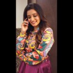 Srithika Instagram – Fashion is a language that creates itself in clothes to interpret reality😎
.
Dress @w2m_boutique 
.
#suntv #dress #indowestern #new #costume #comfortable