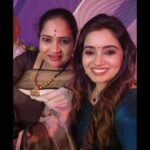 Srithika Instagram – Feeling so honoured and blessed to share the stage with a wonderful music director #Bharathwaj , singer Malathi,  @alaina_sajith ,  @vm_mahalingam and @singer_diwakar (sorry bro missed your pic). Thank you so much #Tenkasi for your warmth welcome 🙏 
.
With @cinematic_luv
.
#show #singing #music #tenkasi #stageshow #musical #singers #musicdirector