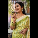 Srithika Instagram – “You can’t go back and change the beginning, but you can start where you are and change the ending”.
.
Saree @annie_boutique55 
.
#magarasi #suntv #shooting #shoot #chennai
