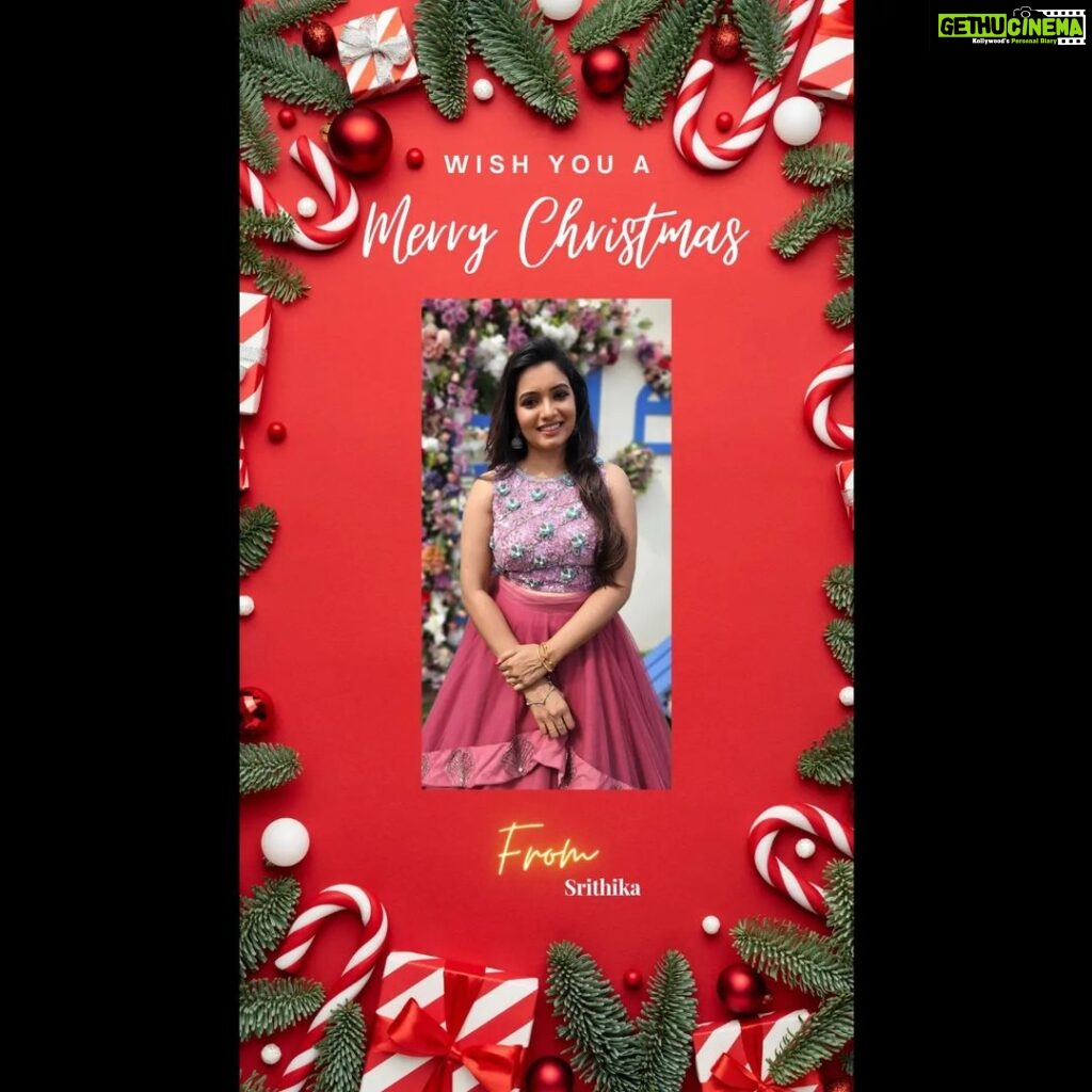 Srithika Instagram - May this spirit of Christmas 🎄 infuse your life and your family members with hope, positivity and joy. Merry Christmas 🎅 🎄 ❤️ . PC @ssr_aaryann . #Christmas #merrychristmas #joy #blessings #positivity #familytime #happy