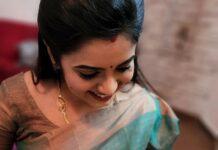 Srithika Instagram - It is a smile of a baby that makes life worth living🧡🧡🧡 . Photo by @ssr_aaryann . Saree gifted by @nirmalamuthuswami . #baby #babyboy #shooting #cutiepie #lovelytime #sweet Chennai, India