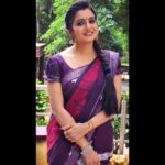 Srithika Instagram - Color is a power which directly influences the soul💓💓💓 . Saree @annie_boutique55 . #saree #color #bright #workmode Hyderabad