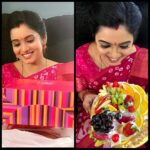 Srithika Instagram – Christmas celebration in #aaokkatiadakku set with my beautiful ladies @actress_sindhura , @actressowjanya , @honey_swapnaa, @vasudha_bebo 

Thank you so much for this yummy surprise Christmas cake 😘😘😘
And thanks a ton for the effort you guys have taken and I’m just drenched in your LOVE ♥️
 Love you all ♥️♥️♥️♥️
.
#merrychristmas
#christmas
#celebration 
#withfriends❤️
#lovelyladies 
#sweetfriends 
#surprise 
#cake 
#yummycake 
#blessed 
#thankinggod