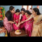 Srithika Instagram - Christmas celebration in #aaokkatiadakku set with my beautiful ladies @actress_sindhura , @actressowjanya , @honey_swapnaa, @vasudha_bebo Thank you so much for this yummy surprise Christmas cake 😘😘😘 And thanks a ton for the effort you guys have taken and I'm just drenched in your LOVE ♥️ Love you all ♥️♥️♥️♥️ . #merrychristmas #christmas #celebration #withfriends❤️ #lovelyladies #sweetfriends #surprise #cake #yummycake #blessed #thankinggod