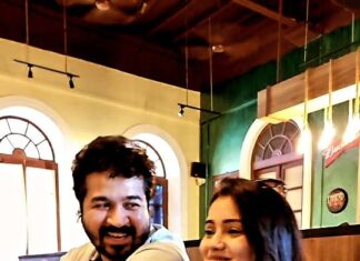 Srithika Instagram - Nethi la kai vekkalaye madam 😆😆😆 With : @ssr_aaryann Video : @inthuma59 #tamilcinema #tamilcomedy #tamil #ajith #ajithkumar #shruthihassan #comedy #instareels #instagram #instagood #trending #trendingreels #trend #vedhalam #thala #collab #thankyou