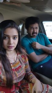 Srithika Instagram - Pen soft ta irupanu nenaikathingga😎
.
With @ssr_aaryann 
.
#reels #tamil #comedy #penthaney #parithabangal #tamilreels #tamilcomedy