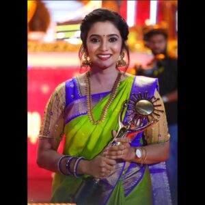 Srithika Instagram - Thankyou so much @suntv for this moment. This moment I cherish the travel and experiences that I have gone through with this channel. More to come so stay tuned with your entire love and support as always! Thankyou so much my friends and family 😍🙏 
.
Blouse @unikpondicherry
.
#feelingblessed #forthismoment #suntv #sunkudumbamviruthugal2023 #thankinggod #magarasi