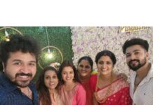 Srithika Instagram - Yesterday's story 😍😍😍 Attended this gorgeous lady @divya_shridhar_1112 baby's naming ceremony❤️❤️❤️ . With @ssr_aaryann @vijayy_official @iamswethatamil @ammuramachandran @nirmalamuthuswami @paprighoshofficial . #namingceremony #babygirl #baby #friends #meetup #funfilled #gorgeous #cutiepie #friendship #friendshipforever