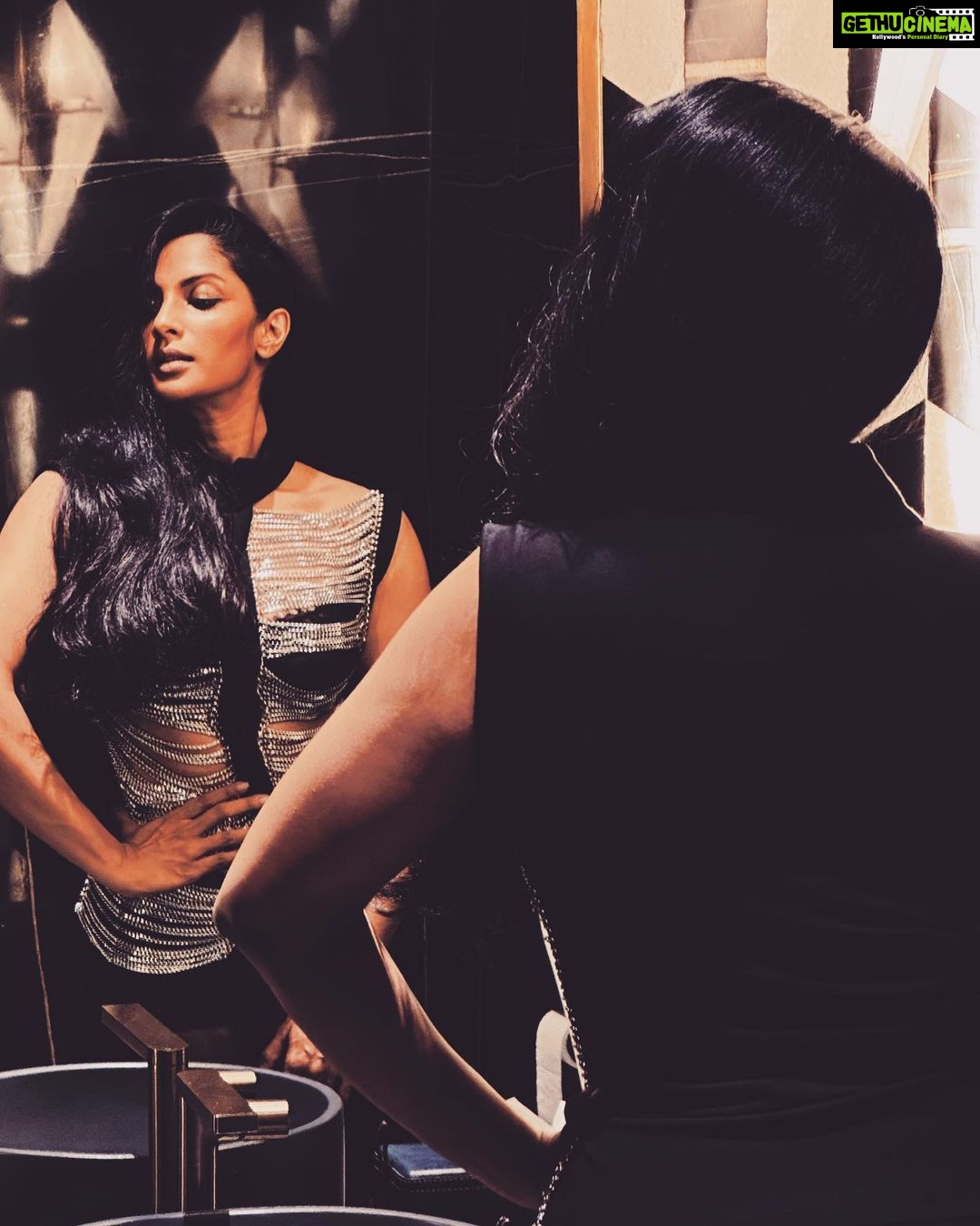 Sriya Reddy Instagram - @soondah_wamu