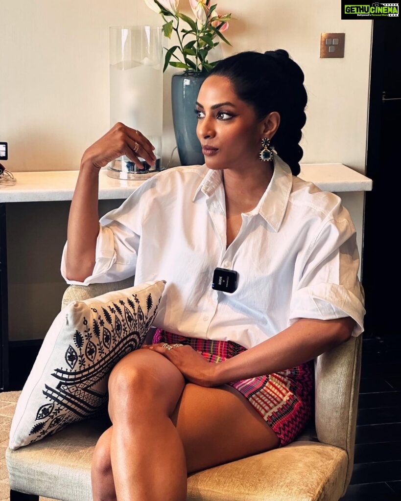 Sriya Reddy Instagram - “Everything you want is on the other side of fear “ let’s get cracking !