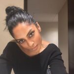 Sriya Reddy Instagram - When I have a enthusiastic team who loves to take pictures ! Hyderabad