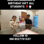 Sudha Chandran Instagram - @#happybirthday @sudhaachandran mam #birthadygirl🎉❤️🎁 #gift ALL STUDENTS-BETIYO KE LIYE JOIN DHARMENDER TRIPATHI #BOLLYWOOD HOLLYWOOD CELEBRITY MAKEUP ARTIST DELHI Delhi, India