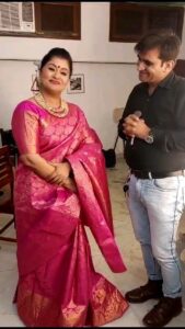Sudha Chandran Instagram - #birthday #big #surprise 
@sudhaachandran mam 🙏🌹🙏
#dharam #pandit (dpt)
🌹🌹🌹🌹🌹🌹🌹