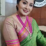 Sudha Chandran Instagram - first time on my reels....raviji my patiji..... Cameo role mein ...kaisa laga... . . .#dangaltv#bekaaboo#tellychakkar #sudhaachandran #nagin #colorstv #colourtv #naagin6 #zee5 #zeetelugu #reelsgram #reelsvideo #balajitelefilms #voot #dance #tending #instagram #bollywood #reels #india #comedy#enterr10#trendingreelsvideo#trendingreels #dancereels #bollywood #lifestyle#@kalpanathore @sumitsenapati5558 @vijay.lokhande.372 @rina_mane25