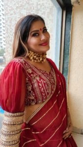 Sudha Chandran Instagram - Had fun shooting this song...
Reflects in my experience nd expression
#tellychakkar
#dangaltv#bekaaboo
#sudhaachandran #nagin #colorstv #colourtv #naagin6 #zee5 #zeetelugu #reelsgram #reelsvideo #balajitelefilms #voot #dance #tending #instagram #bollywood #reels #india #comedy#enterr10#trendingreelsvideo#trendingreels #dancereels #bollywood #lifestyle#@kalpanathore @sumitsenapati5558 @vijay.lokhande.372 @rina_mane25