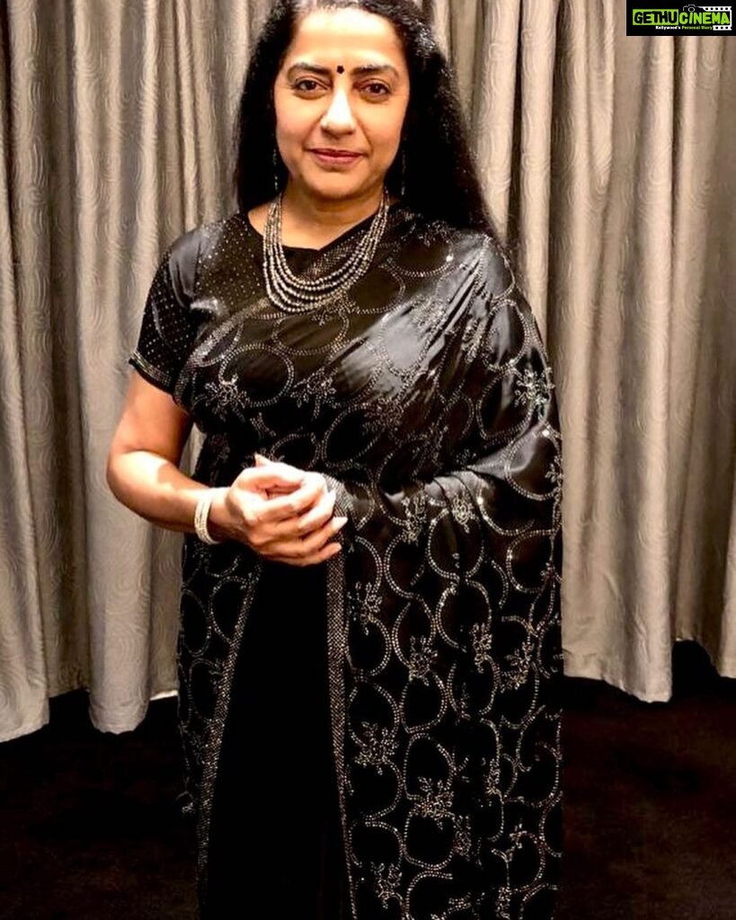 Suhasini Maniratnam Instagram - Happy pictures from Texas and dubai. My look in the tamil film is not to be revealed. So couldn’t post pictures.
