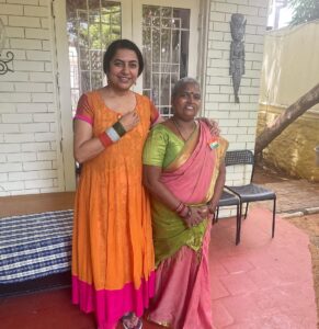 Suhasini Maniratnam Instagram - Beautiful gesture by our staff bhanu, Gunaa,krishnammaal and ammu. Look at the beautiful bangles they got me. Also தேன் மிட்டாய் கமர்கட் கோக்கோ மிட்டாய் ❤️❤️❤️❤️