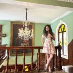 Sukirti Kandpal Instagram - Solo travels . But heart full of gratitude 🐈‍⬛.
