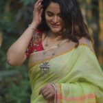 Sukrutha Wagle Instagram - Subtle and Soft ✨ Delicately clicked by @prithvikrishnamridangam . . #sukruthawagle #sukrutha Bangalore, India