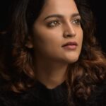 Sukrutha Wagle Instagram - Stick to your decision and prove that it was the right one ✨ . . @prithvikrishnamridangam thank you so much for the beautiful pic of me . . #sukruthawagle #lifequotes