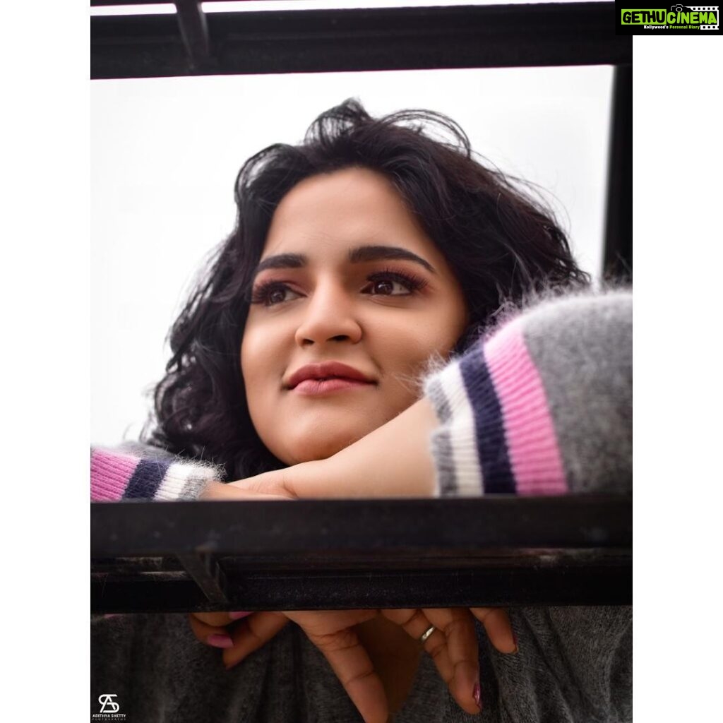 Sukrutha Wagle Instagram - Click by @adishettyphotography MUA @dwanimakeover . . #sukrutha #sukruthawagle #sukrathawagle #sukrutawagle #sukrutha_wagle #sukruta #sukrata #actressSukrutha #southactress #suku Bangalore, India