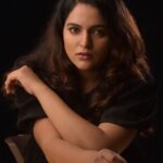 Sukrutha Wagle Instagram - Seriously not serious ✨ Click by @prithvikrishnamridangam . .. #sukrutha #sukruthawagle Bangalore, India