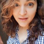 Sukrutha Wagle Instagram – Share it to someone whom you want to see Smiling 😊
.
.
#sukruthawagle #sukrutha