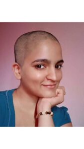Sukrutha Wagle Instagram - #throwback to #hairdonation day. Hair loss is the biggest cause of depression in women & children with cancer, due to which their body stops responding to chemotheray treatments. This #october let your hair be a ray of hope to a cancer patient. Your hair can help a woman or a child with cancer. Donate hair. Donate will to fight cancer. @blrhairdonation accepts hair donations from all over INDIA & coloured hair is acceptable. Kindly reach out before you cut your hair. #cancerawareness #breastcancer #donatehair #actor #feminism #breakingstereotypes #baldandbeautiful #bravetheshave #saturday #girlswithshavedheads #growth #dance #music Bangalore, India